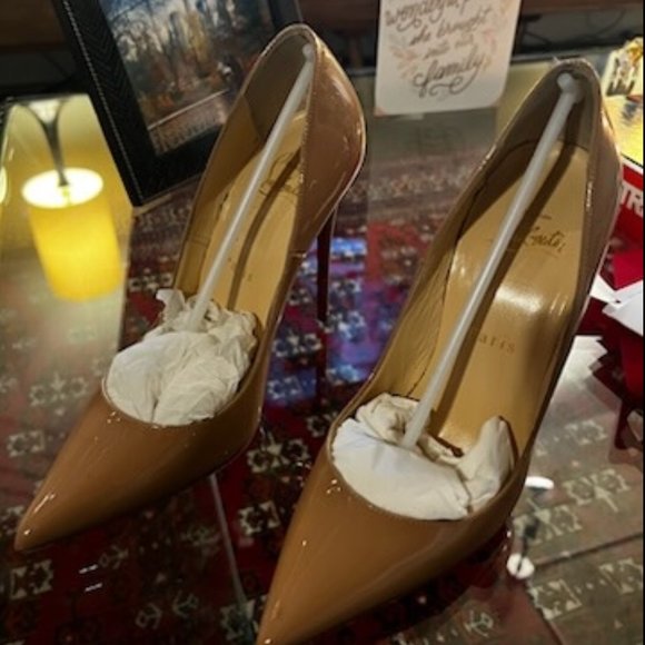 Christian Louboutin So Kate Nude Womens 6 US / 36.5 EU - Picture 2 of 9